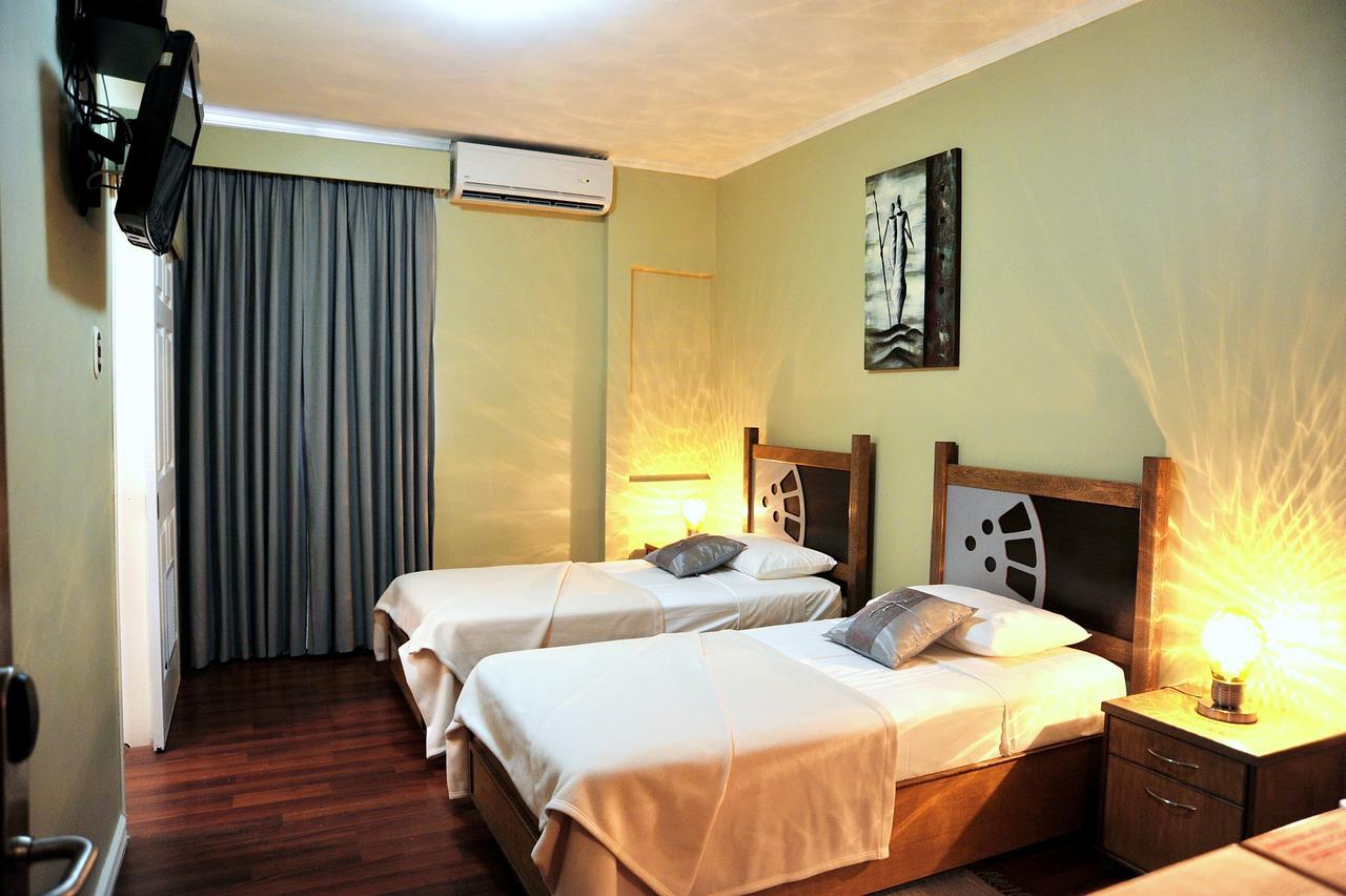 Culture Crossroads Inn Port of Spain Dış mekan fotoğraf