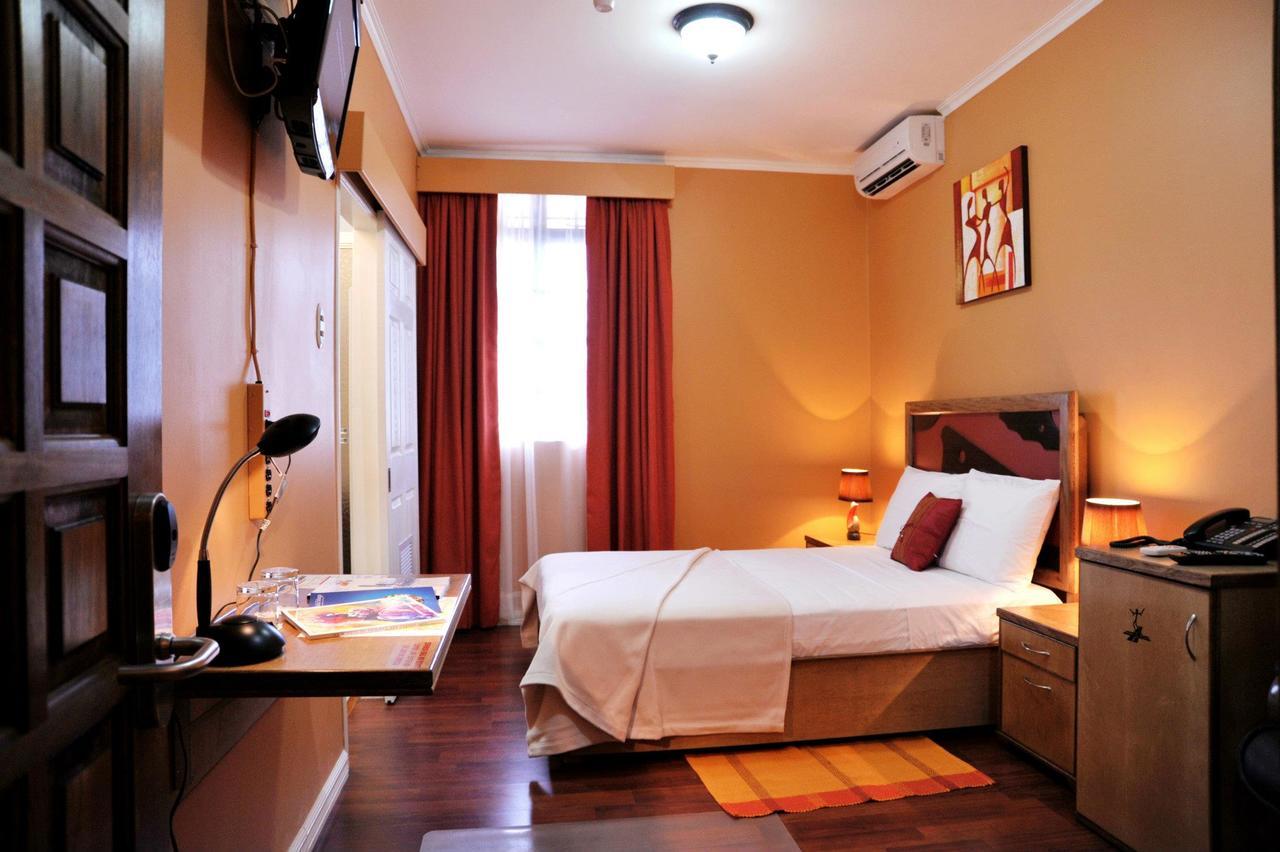 Culture Crossroads Inn Port of Spain Dış mekan fotoğraf