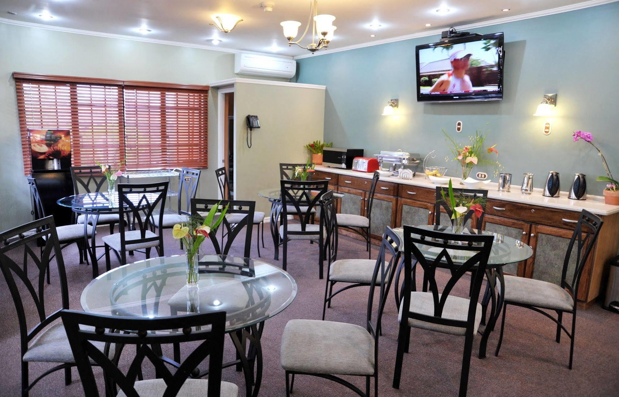 Culture Crossroads Inn Port of Spain Dış mekan fotoğraf